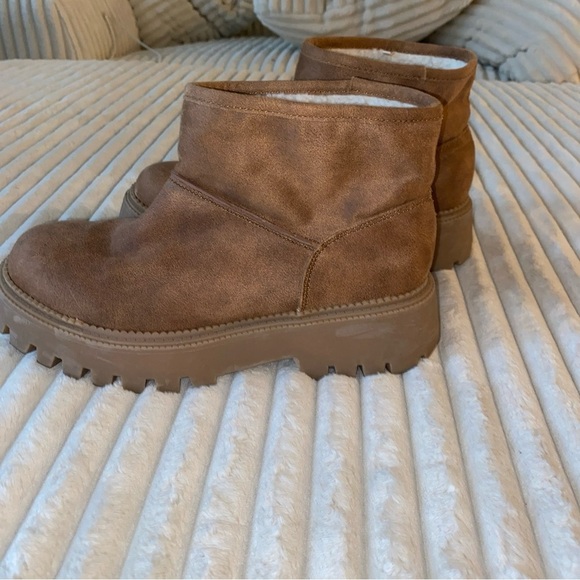 Dolce Vita Boots - Picture 5 of 7